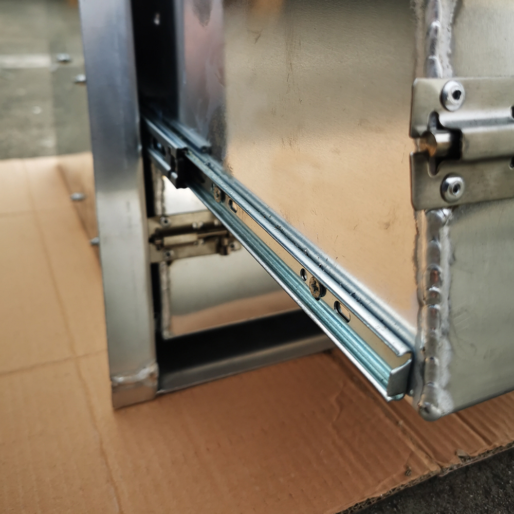 470mm Wide Aluminium Ute Canopy 3 Drawers Draw Slide 6 470mm Wide Aluminium Ute Canopy 3 Drawers Draw Slide