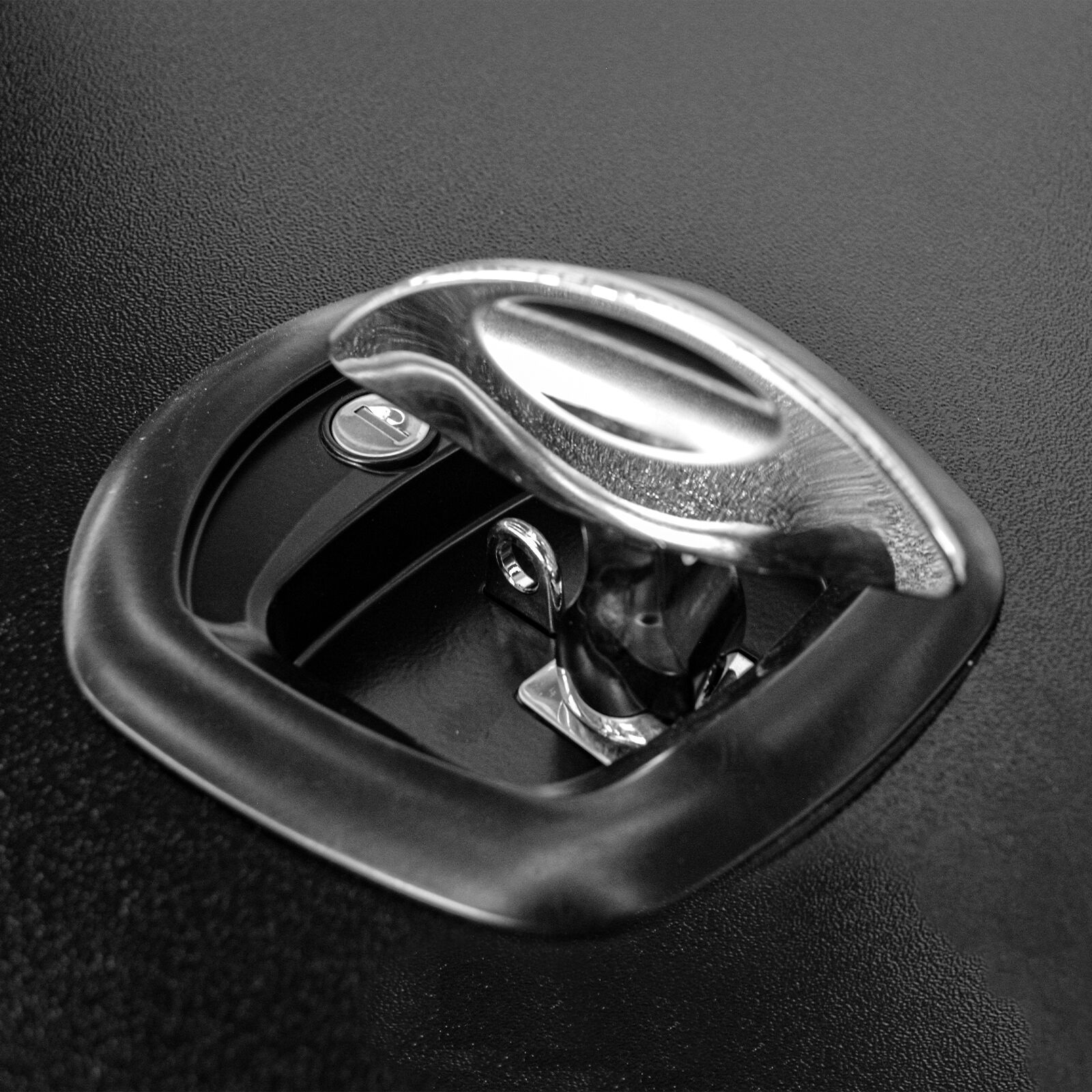 Xceed Flat Aluminium Ute Canopy 5 Xceed Flat Aluminium Ute Canopy - Image 5