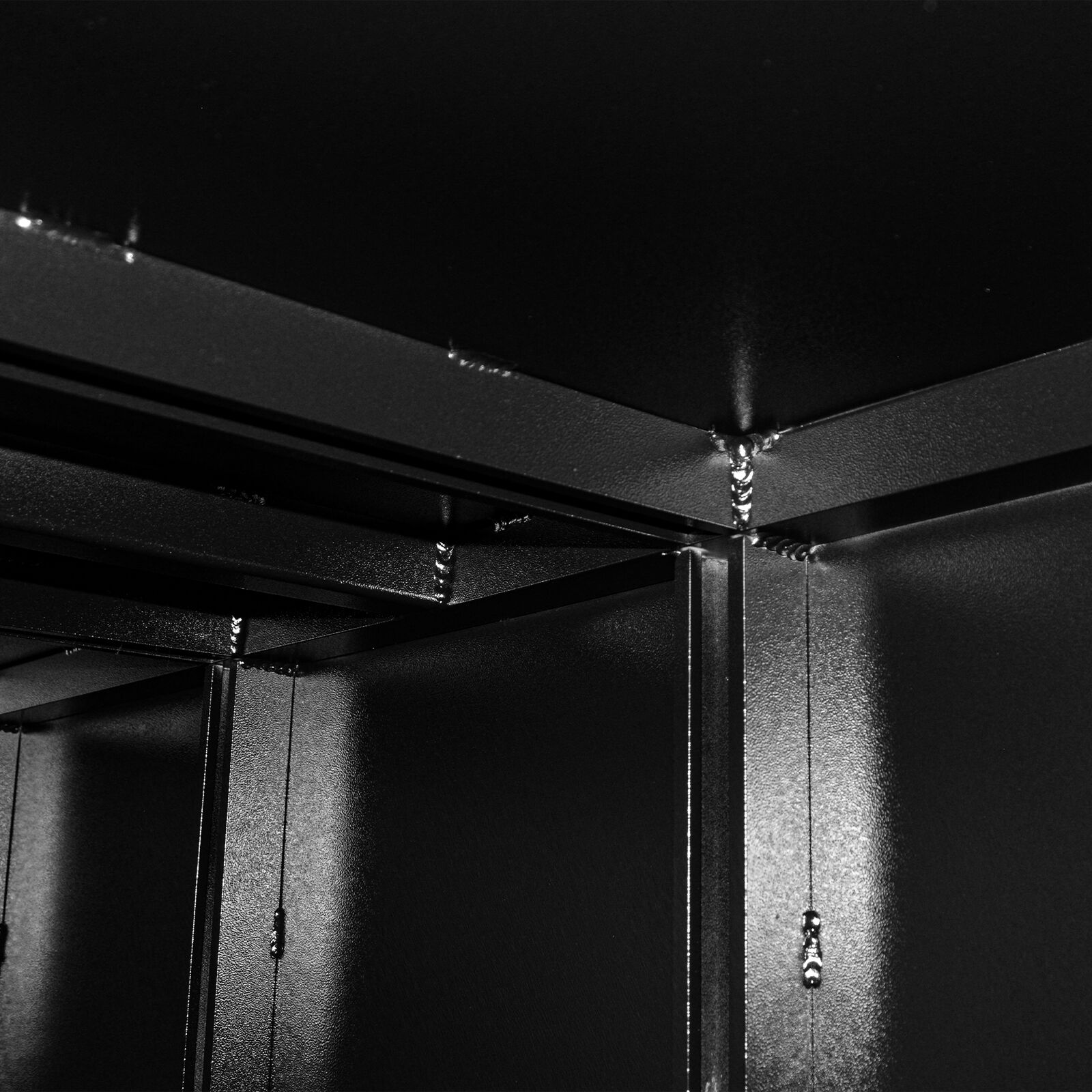 Xceed Flat Aluminium Ute Canopy 2 Xceed Flat Aluminium Ute Canopy - Image 2