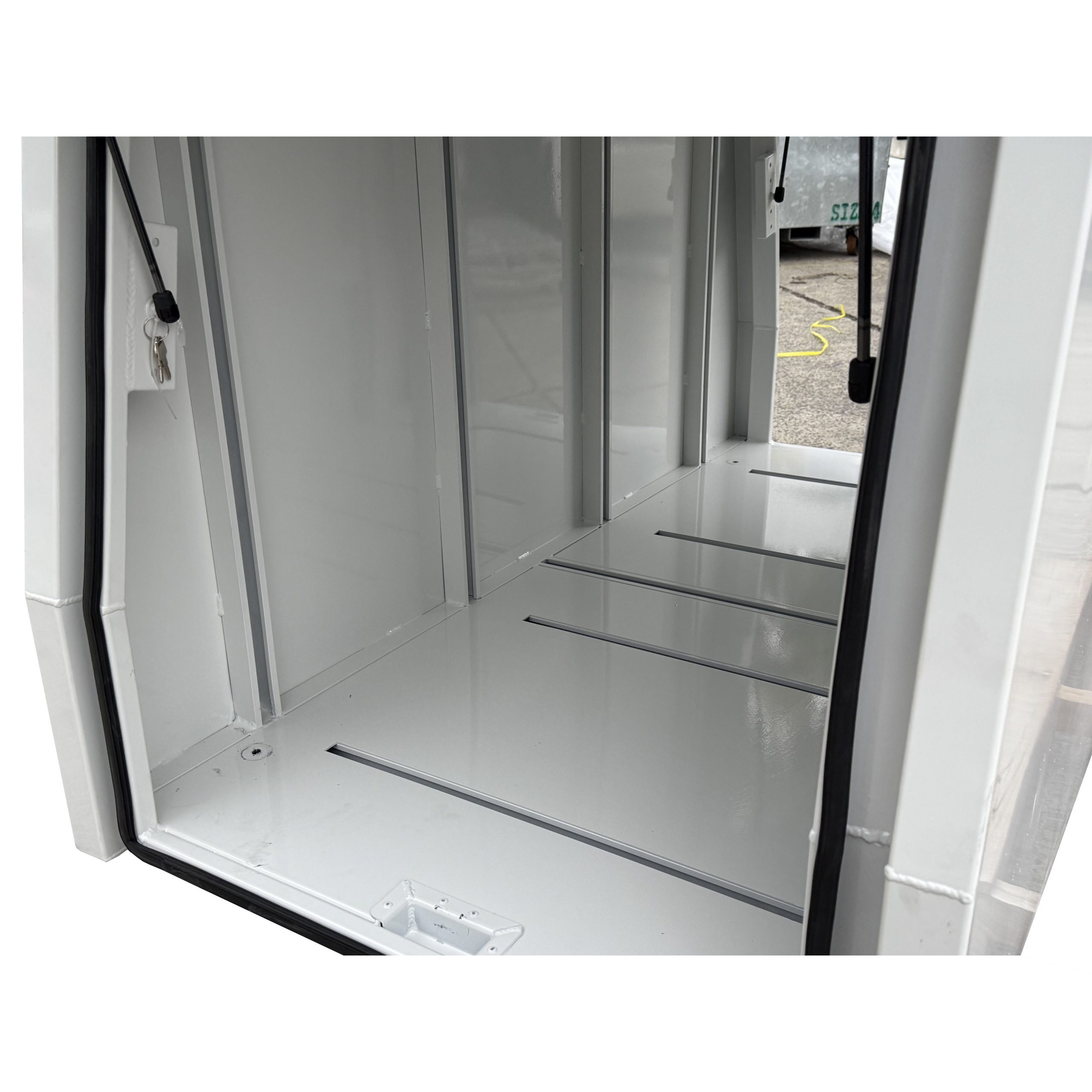 1000mm High Aluminium Canopy with Unistrut False Floor 6 1000mm high Canopy